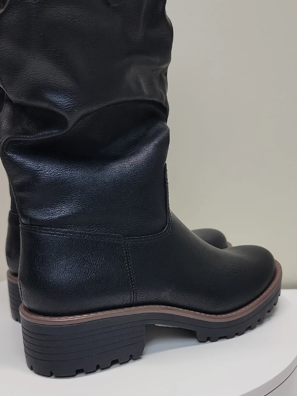 Sun + Stone New In Box! Lug Sole Slouchy Boots Sz 5